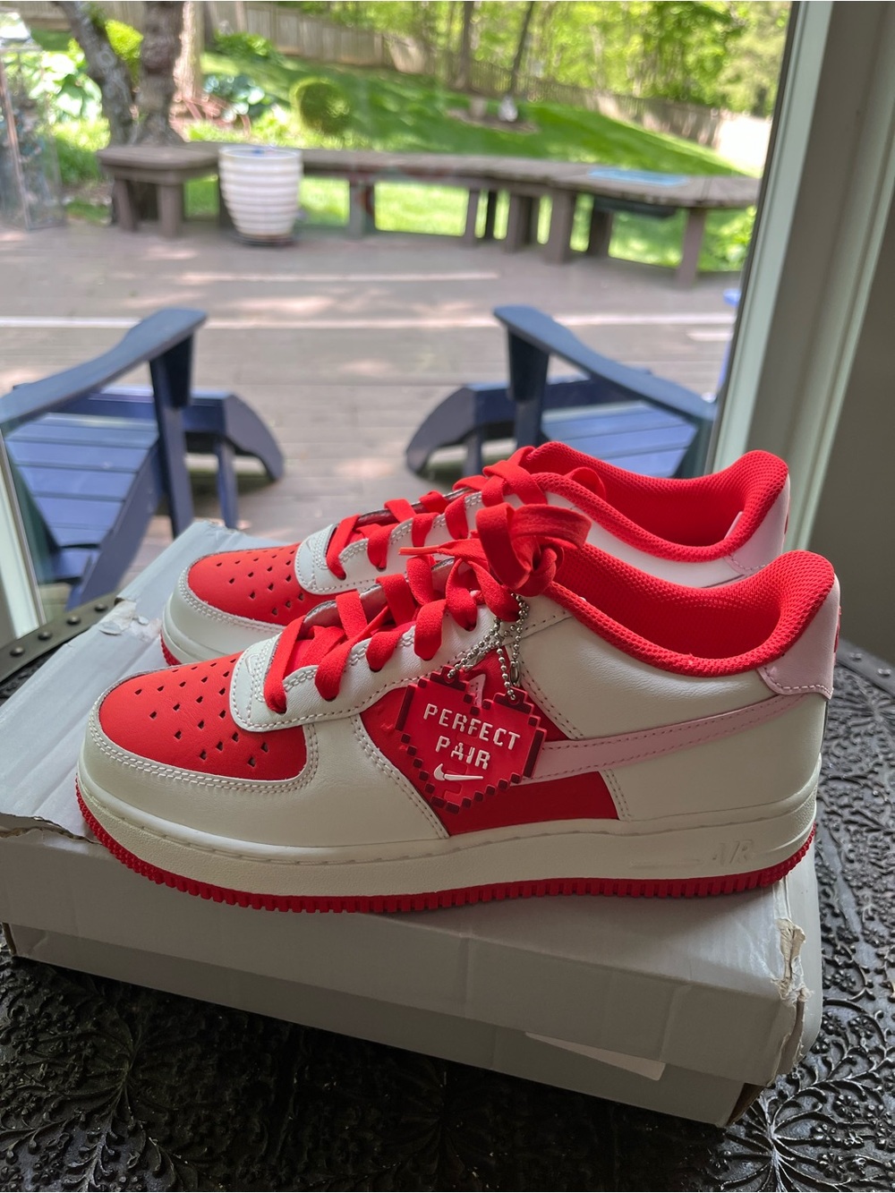 💕HTF NIKE AIR FORCE 1 VALENTINE’S DAY LIMITED EDITION SNEAKERS 5.5 Y 7 38 EU - Picture 8 of 15
